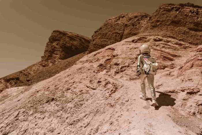Apakah Hidup di Mars Mungkin Terwujud? Menjelajahi Kemungkinan Kolonisasi Planet Merah