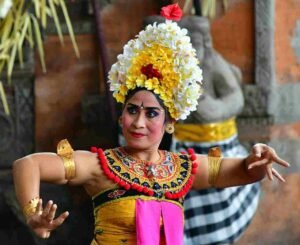 Indonesia: Sebuah Permadani Budaya yang Kaya dan Unik