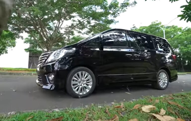 Rekomendasi Mobil Keluarga Terbaik 2025: Kenyamanan dan Keamanan untuk Orang Tercinta