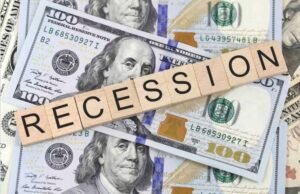 Tentu, mari kita susun artikel informatif mengenai persiapan finansial untuk keluarga baru.