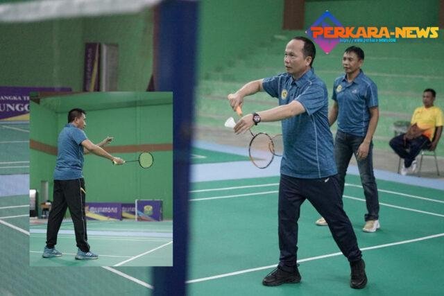 Baik, mari kita susun artikel tentang dampak politik pada dunia olahraga dengan gaya yang Anda inginkan.
