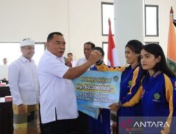 Tentu, mari kita susun artikel informatif tentang peran pemerintah dalam pembinaan atlet.